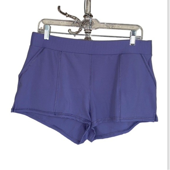 Free People shorts pocket movement medium purple NEW pull on - Picture 1 of 8